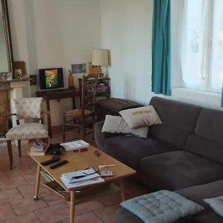 Unique 2 Pers - 7 Min Basilique - Parking Jardin Habitación en casa particular Glos-sur-Lisieux